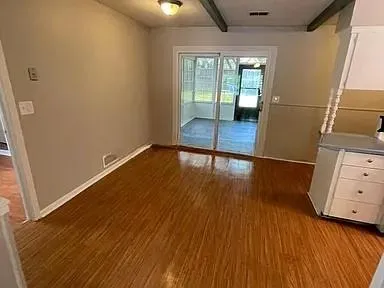 $195,000 | 702 Park Circle, Belton, MO 64012