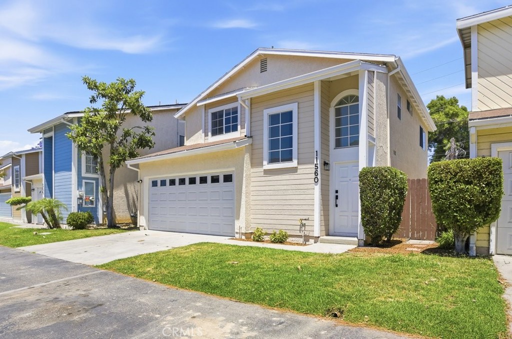 11560 Honeyglen Road Pacoima, CA 91331 - Photo 3 of 37