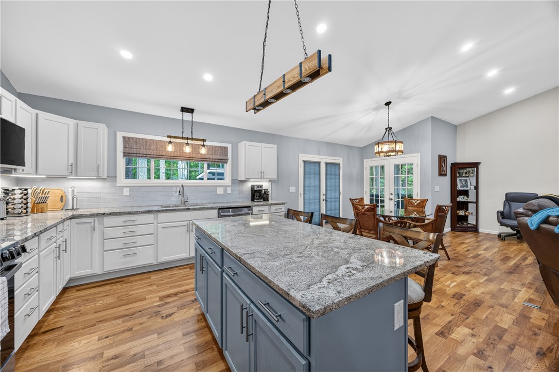 325 Falcons Nest Road Walhalla, SC 29691 - Photo 6 of 50