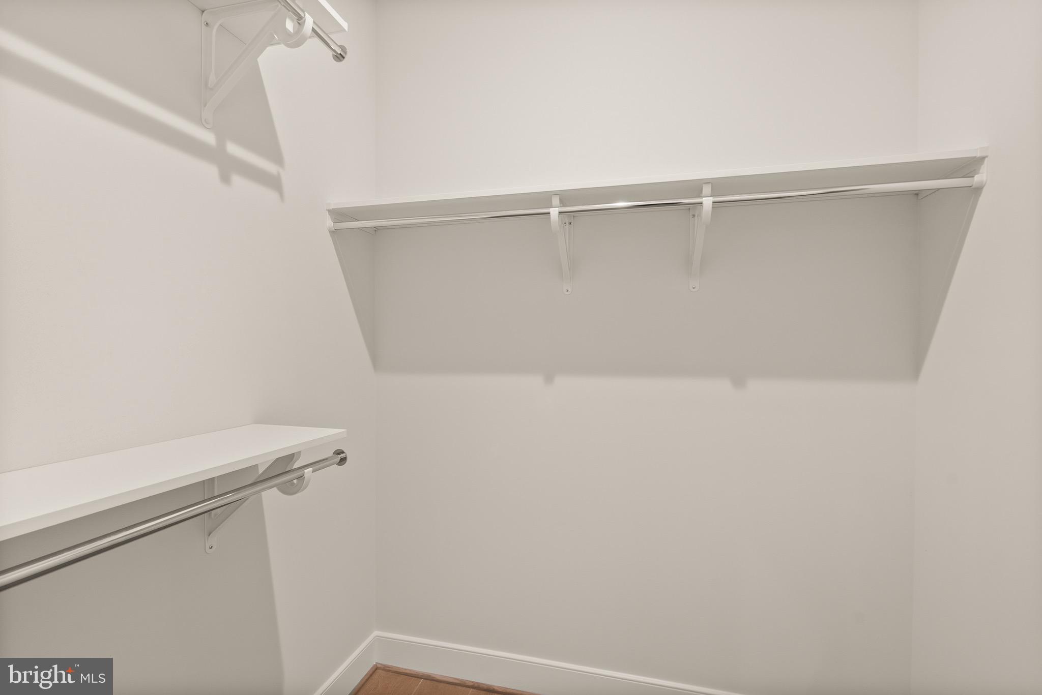 7211 Barnett Road Bethesda, MD 20817 - Photo 37 of 45 Secondary walk-in closet