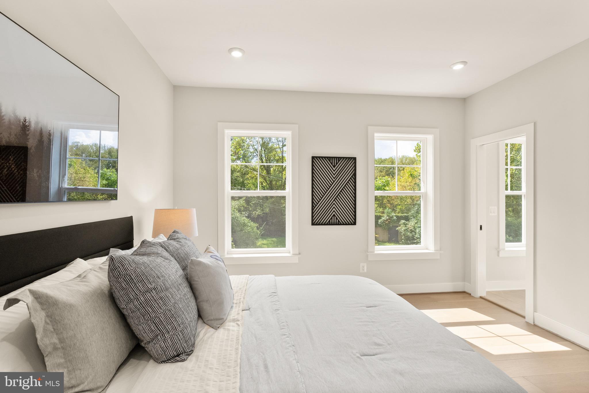 7211 Barnett Road Bethesda, MD 20817 - Photo 42 of 45 Bedroom 4 reverse