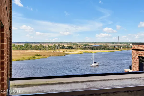 $495,000 | 240 North Water Street, Unit 853, Wilmington, NC 28401