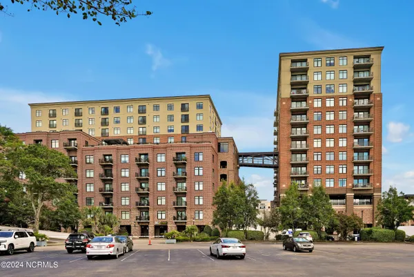 $495,000 | 240 North Water Street, Unit 853, Wilmington, NC 28401