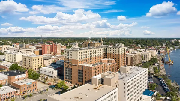 $495,000 | 240 North Water Street, Unit 853, Wilmington, NC 28401