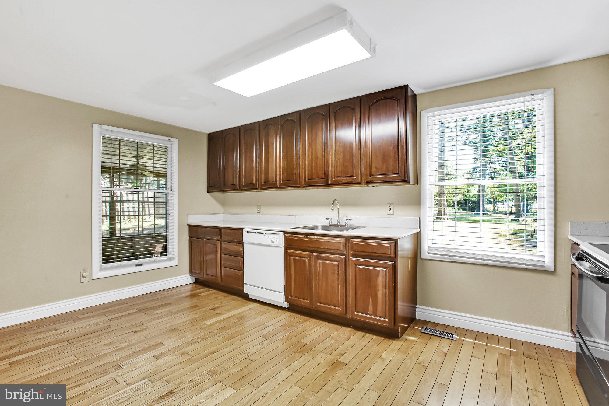 403 Trimble Road Joppa, MD 21085 - Photo 6 of 26 Kitchen