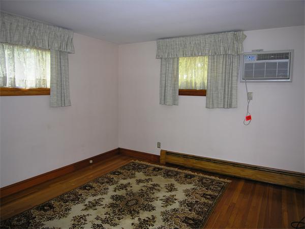 15 Tremlett Road Billerica, MA 01821 - Photo 12 of 23