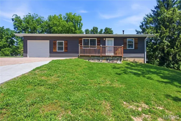 $200,000 | 451 Crane Street, Herculaneum, MO 63048