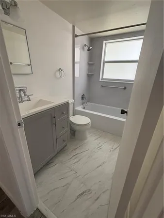 $1,500 | 3250 10th Street North, Unit A8, Naples, FL 34103