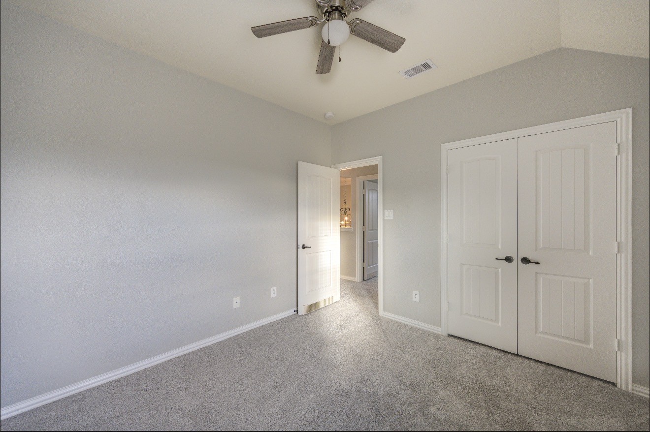 7 Maple Mill Court Conroe, TX 77301 - Photo 45 of 49 a view of an empty room