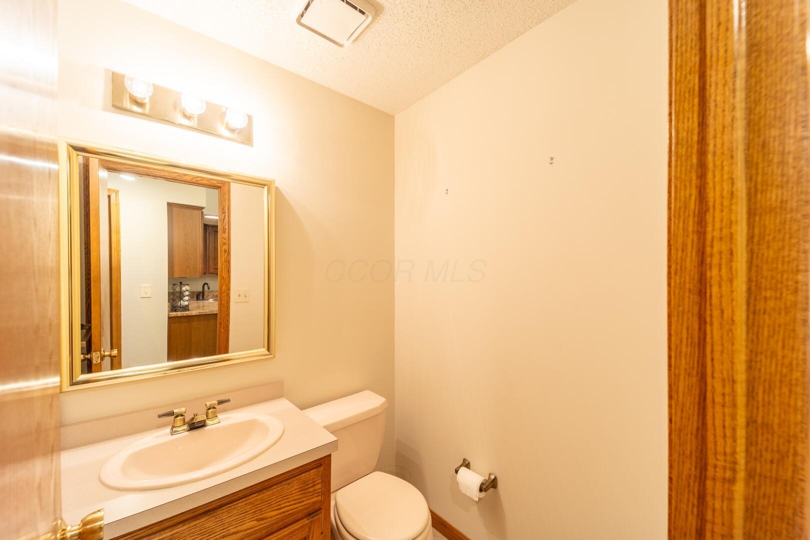 2385 Touby Road Mansfield, OH 44903 - Photo 28 of 57 R6__9952-HDR (Large)