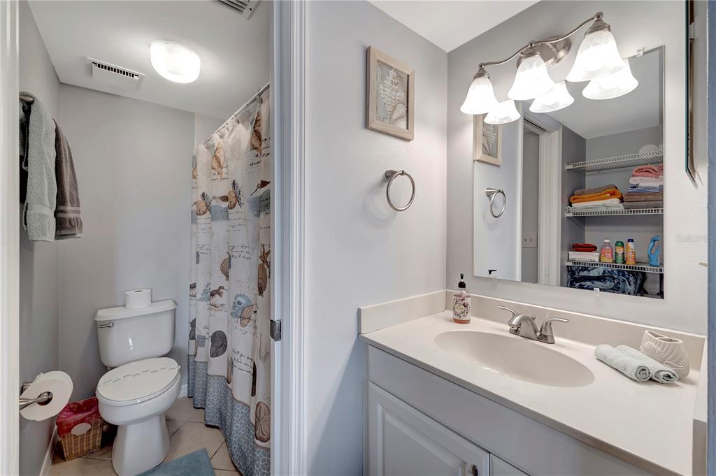 436 Cerromar Lane, Unit 379 Venice, FL 34293 - Photo 17 of 31