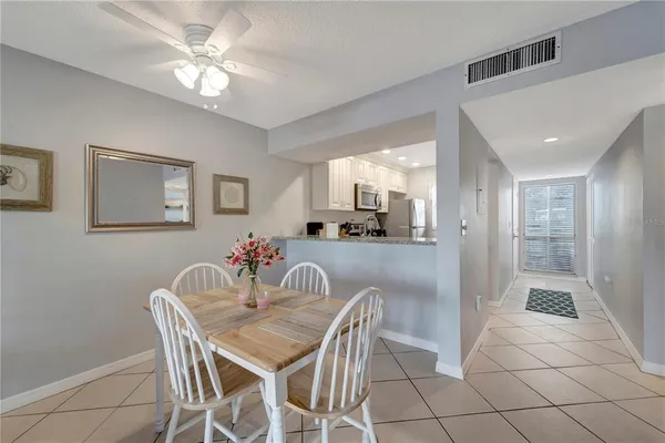 $1,695 | 436 Cerromar Lane, Unit 379, Venice, FL 34293