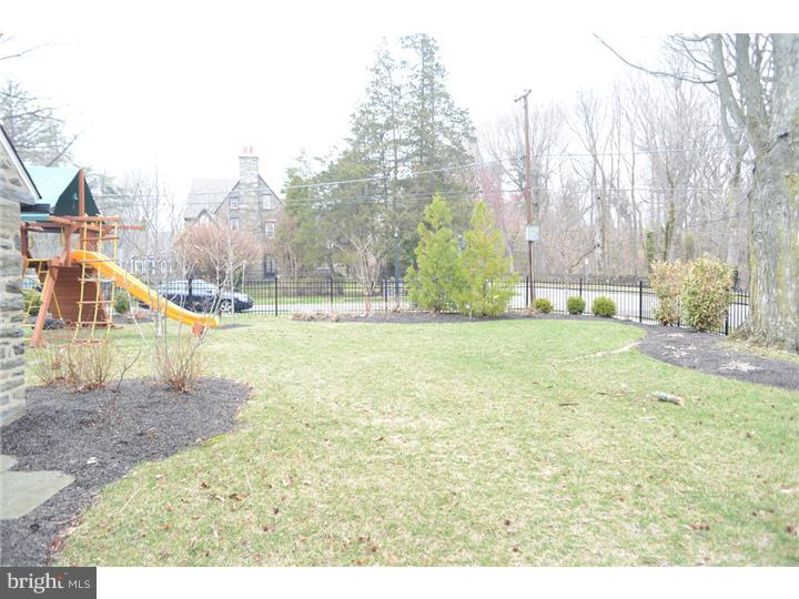 310 Penn Road Wynnewood, PA 19096 - Photo 3 of 25 Back Yard