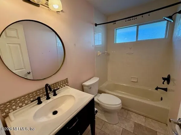 $3,800 | 424 Oak Pond Drive, St. Johns, FL 32259
