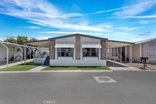 $399,000 | 15750 Arroyo Drive, Unit 212, Moorpark, CA 93021