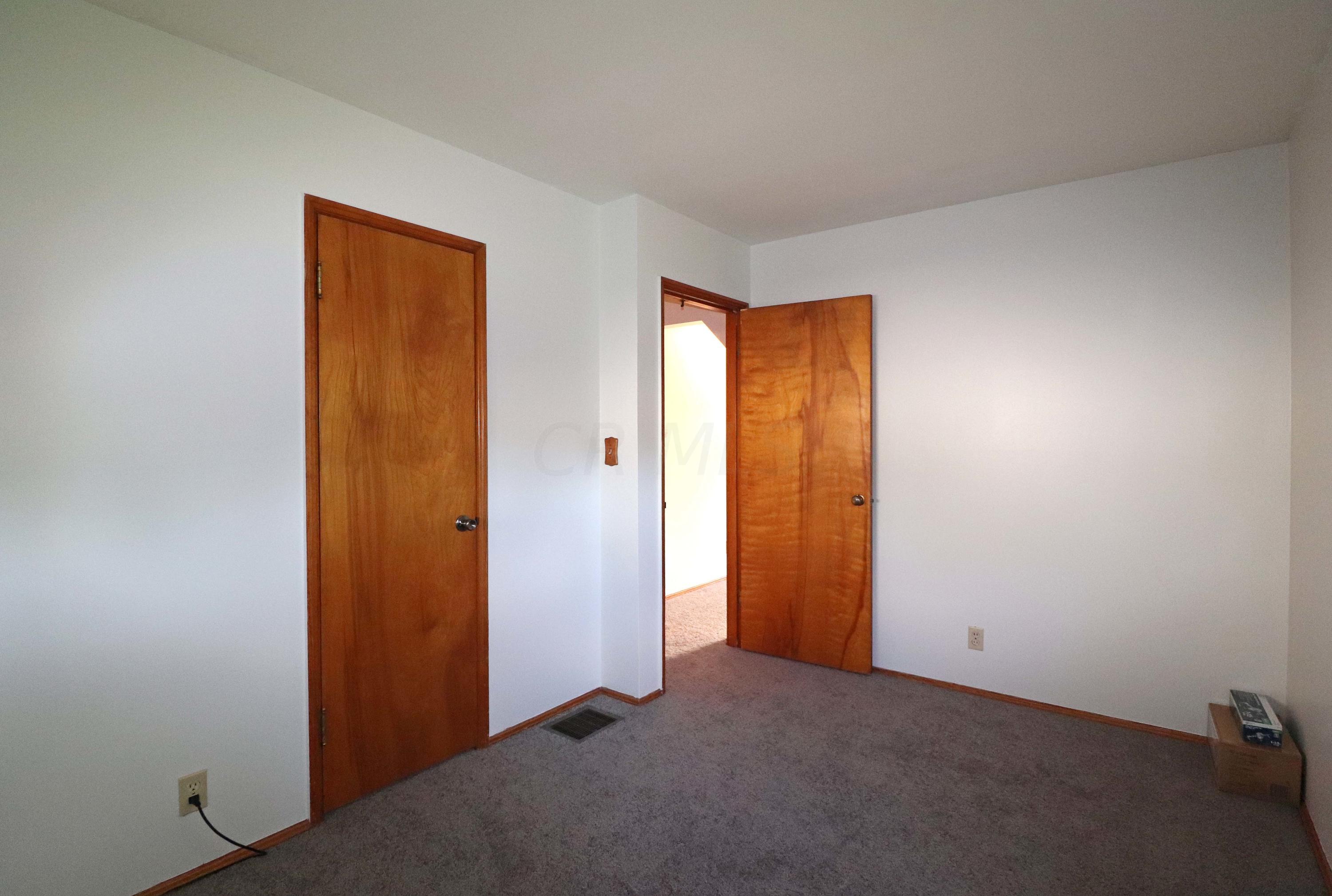 1177 Acton Road Columbus, OH 43224 - Photo 18 of 43 Gallery Image 18