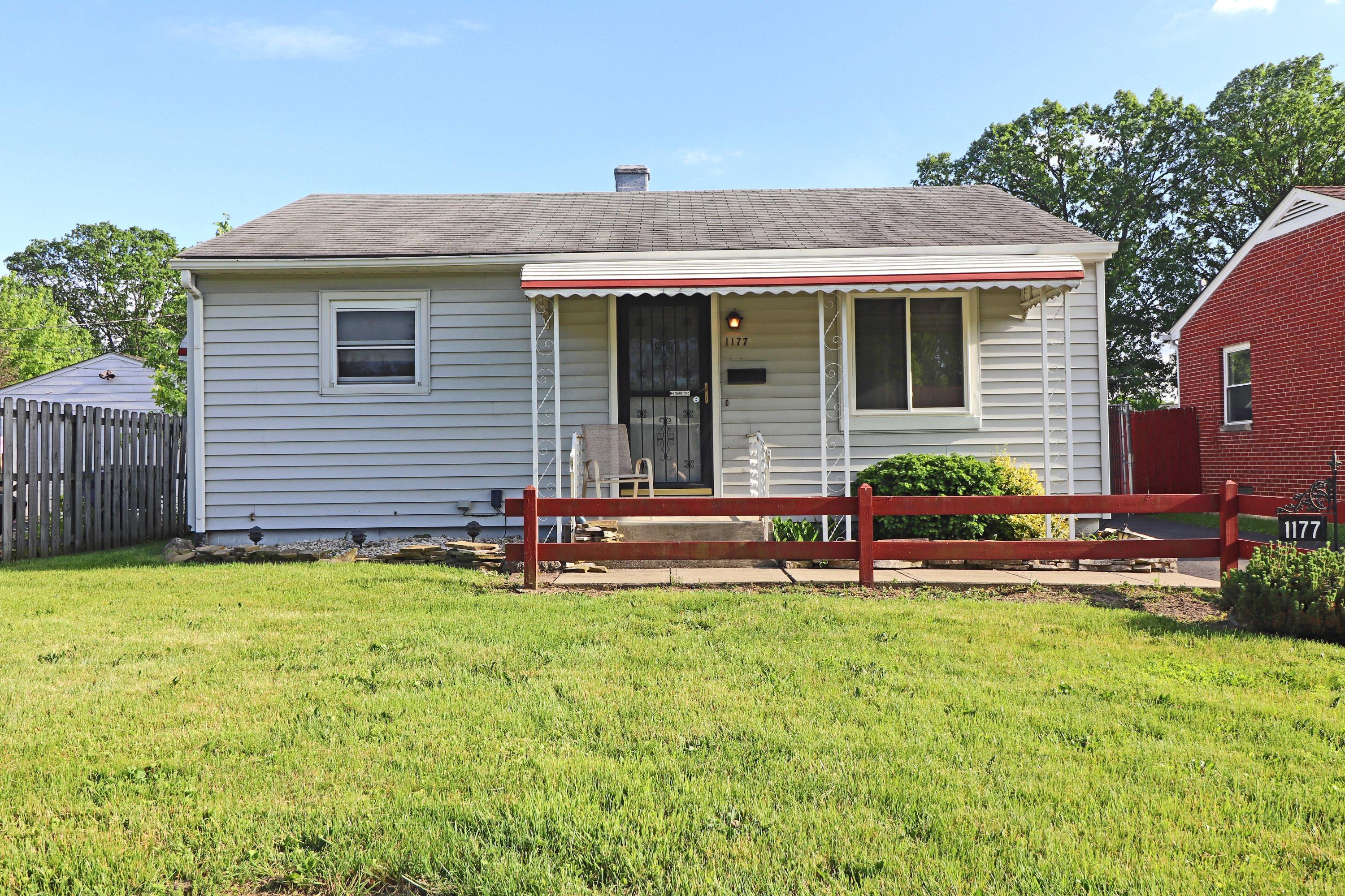 1177 Acton Road Columbus, OH 43224 - Photo 3 of 43 Gallery Image 3