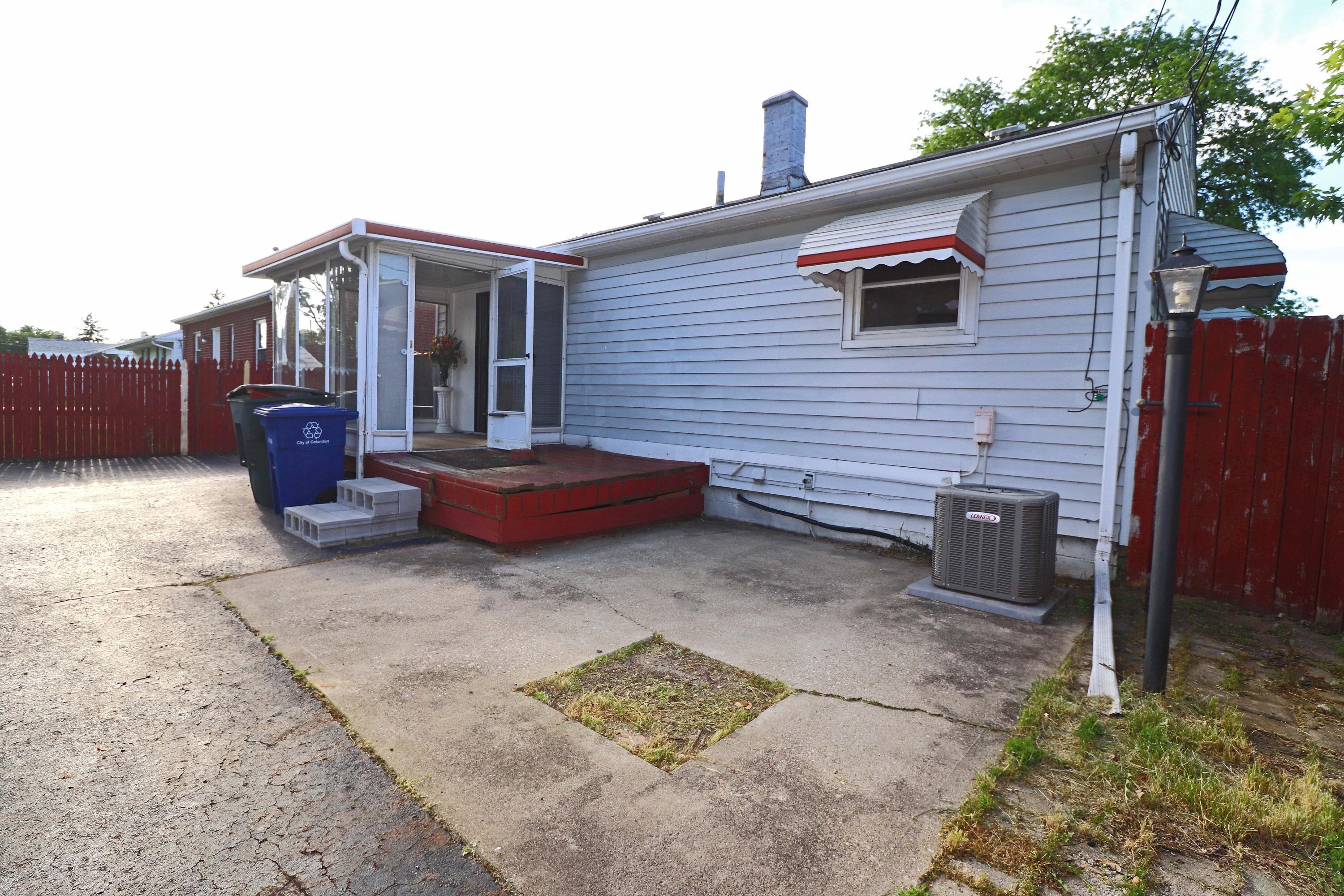 1177 Acton Road Columbus, OH 43224 - Photo 35 of 43 Gallery Image 35