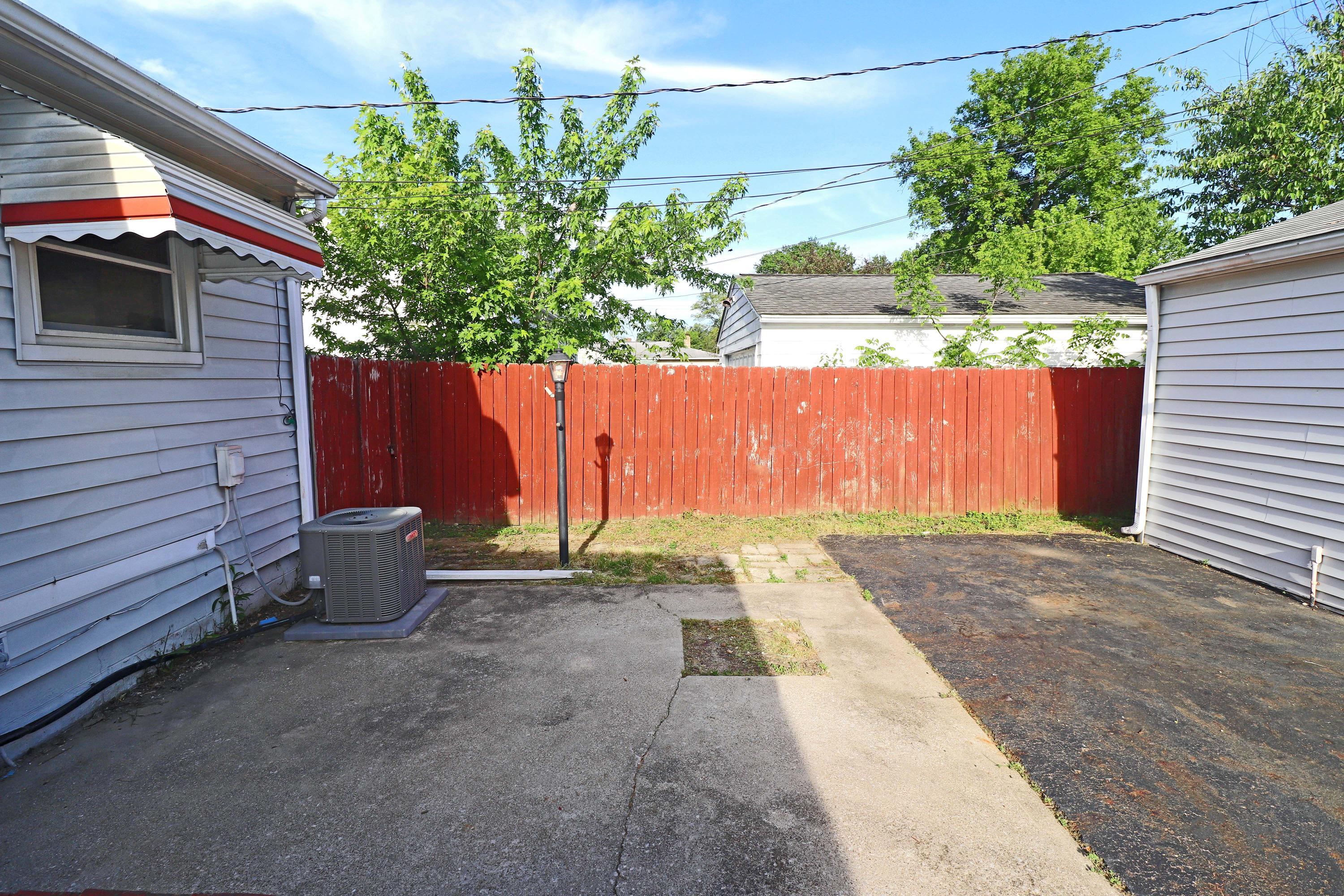1177 Acton Road Columbus, OH 43224 - Photo 37 of 43 Gallery Image 37