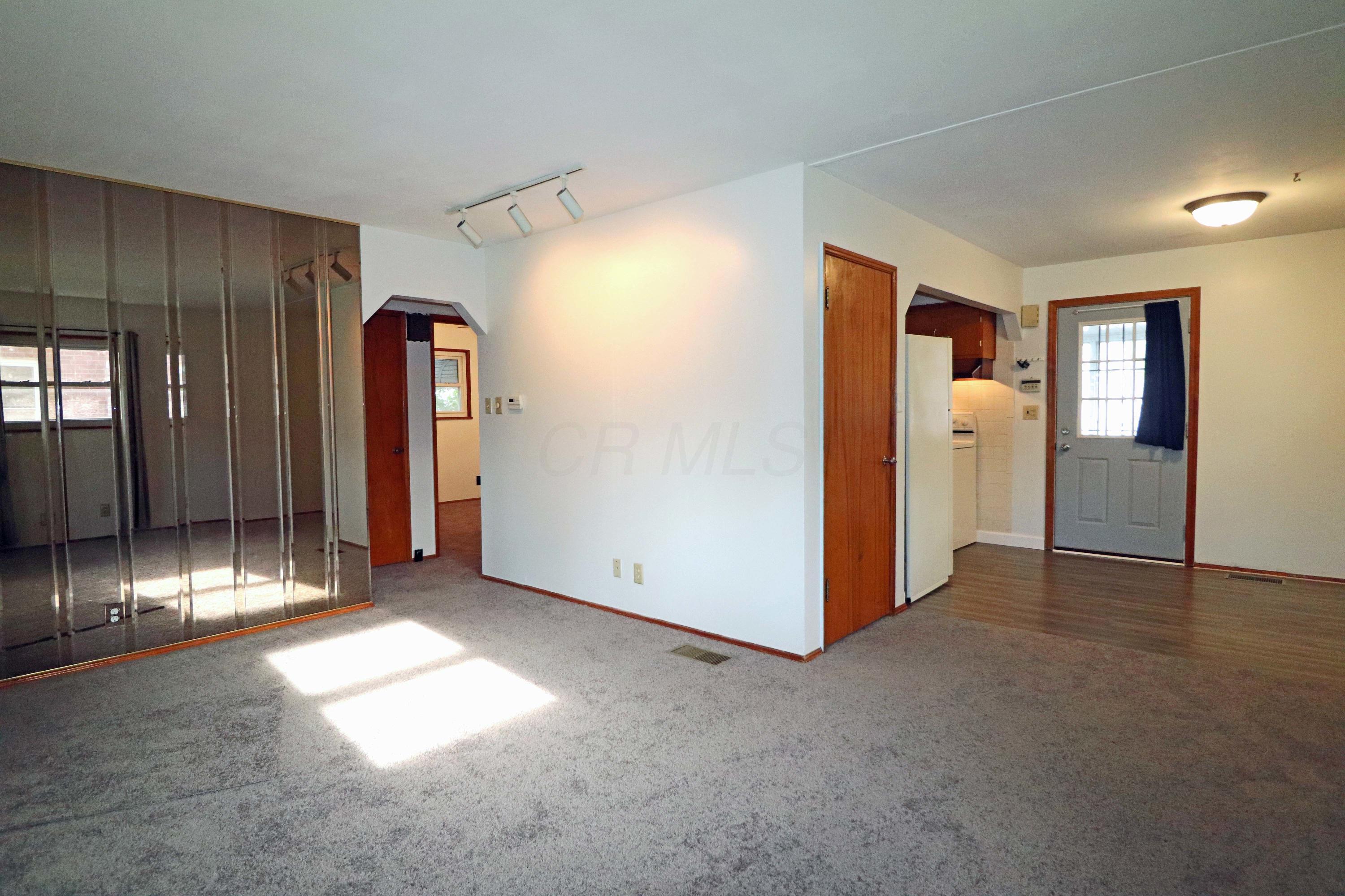 1177 Acton Road Columbus, OH 43224 - Photo 8 of 43 Gallery Image 8