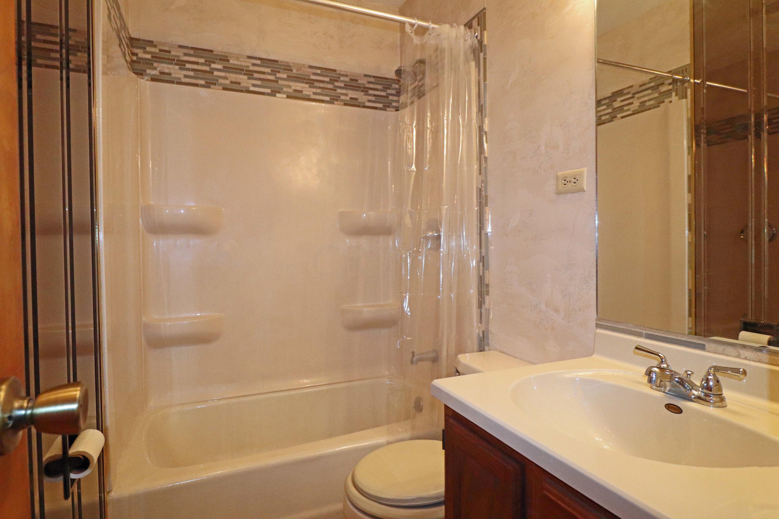 1177 Acton Road Columbus, OH 43224 - Photo 9 of 43 Gallery Image 9