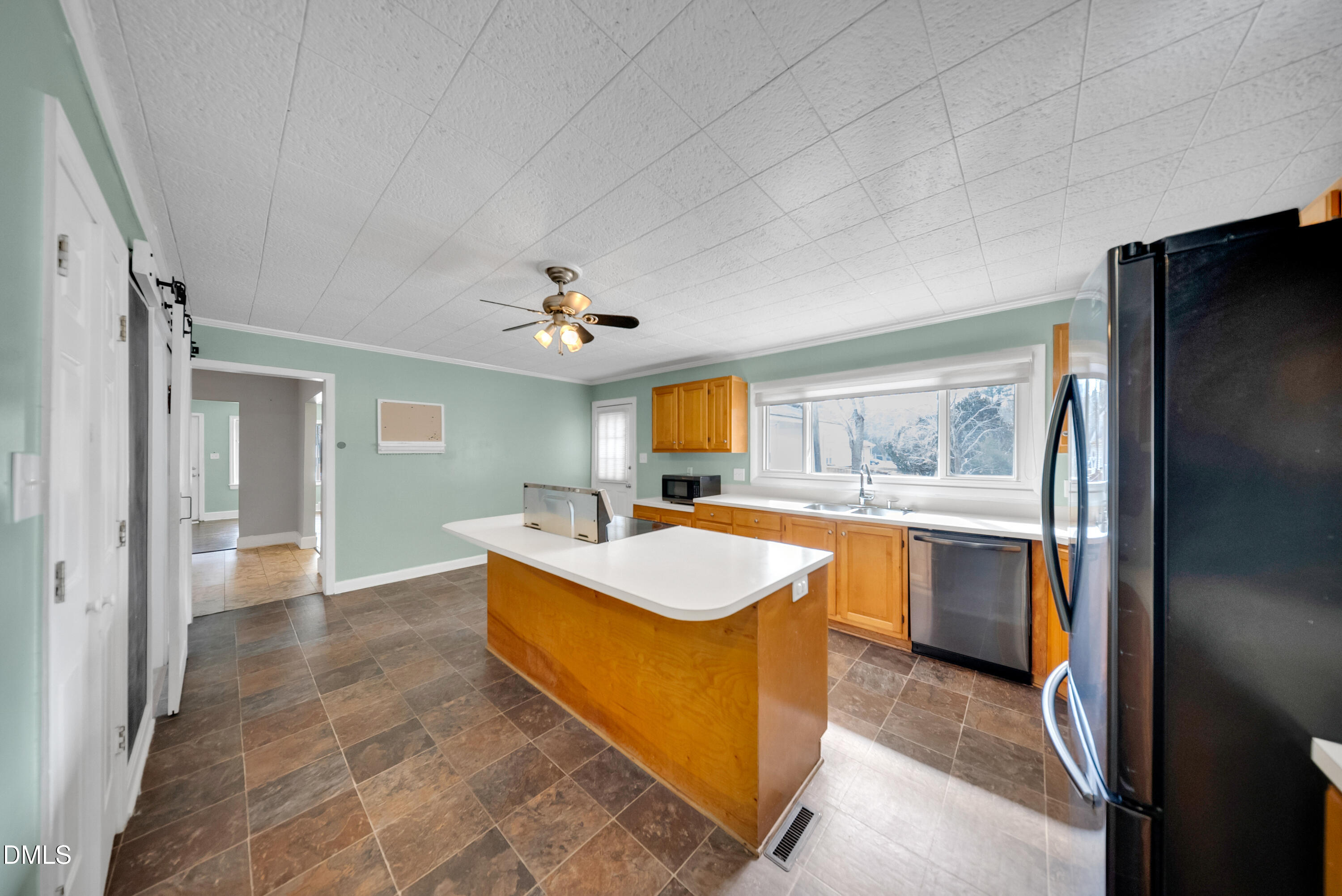 818 Lynn Road Durham, NC 27703 - Photo 15 of 43 DSC02874