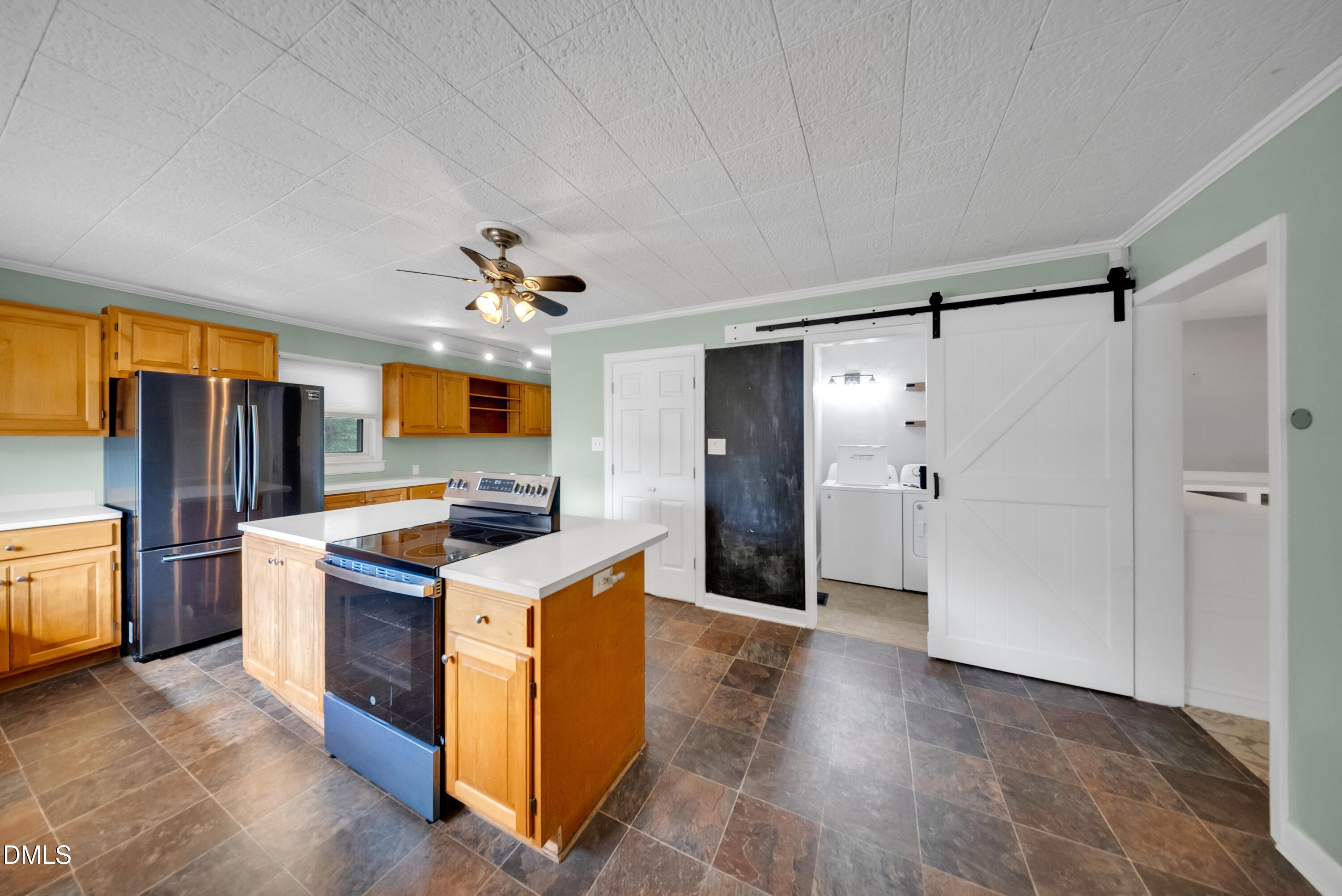 818 Lynn Road Durham, NC 27703 - Photo 22 of 43 DSC02895