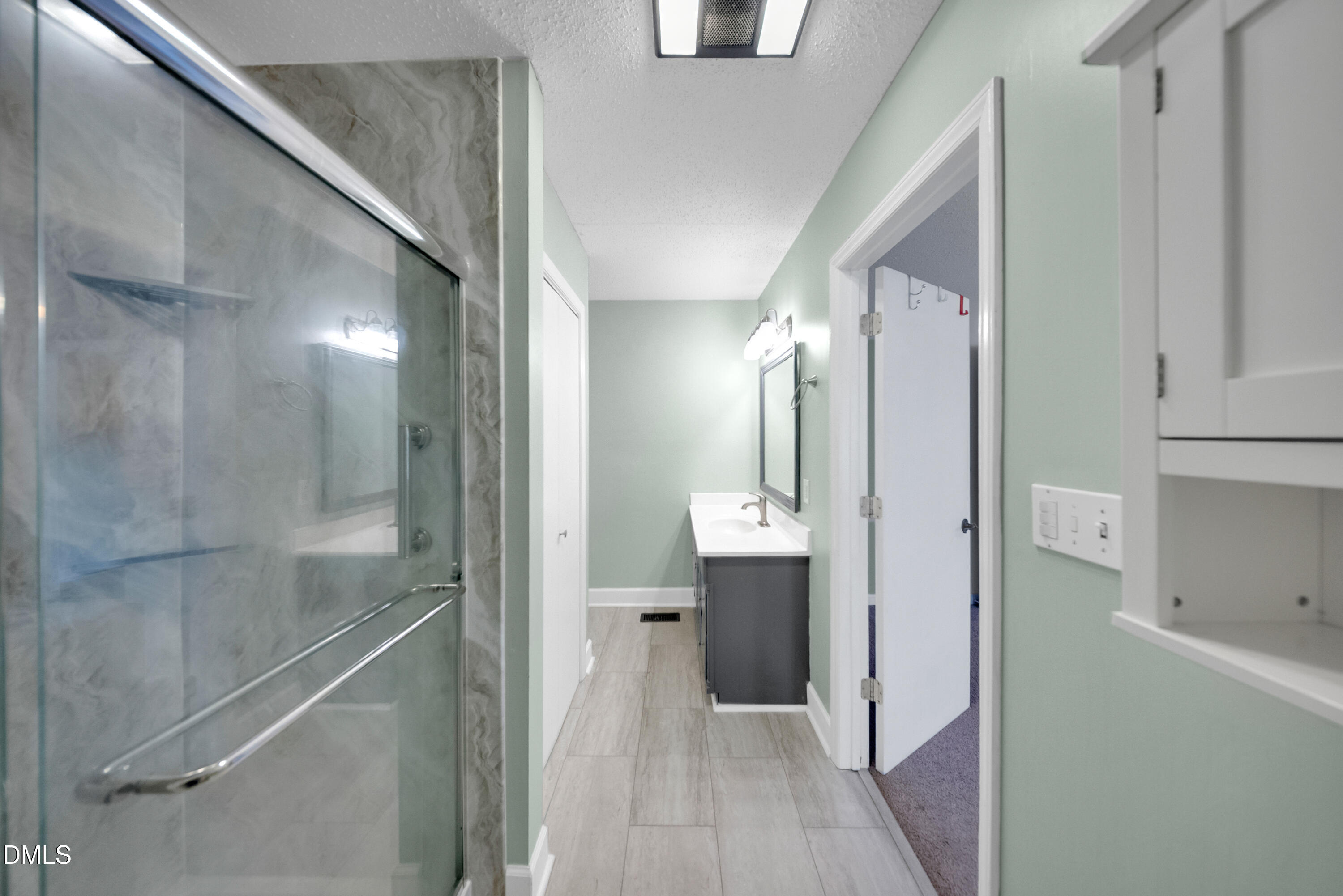 818 Lynn Road Durham, NC 27703 - Photo 28 of 43 DSC02913