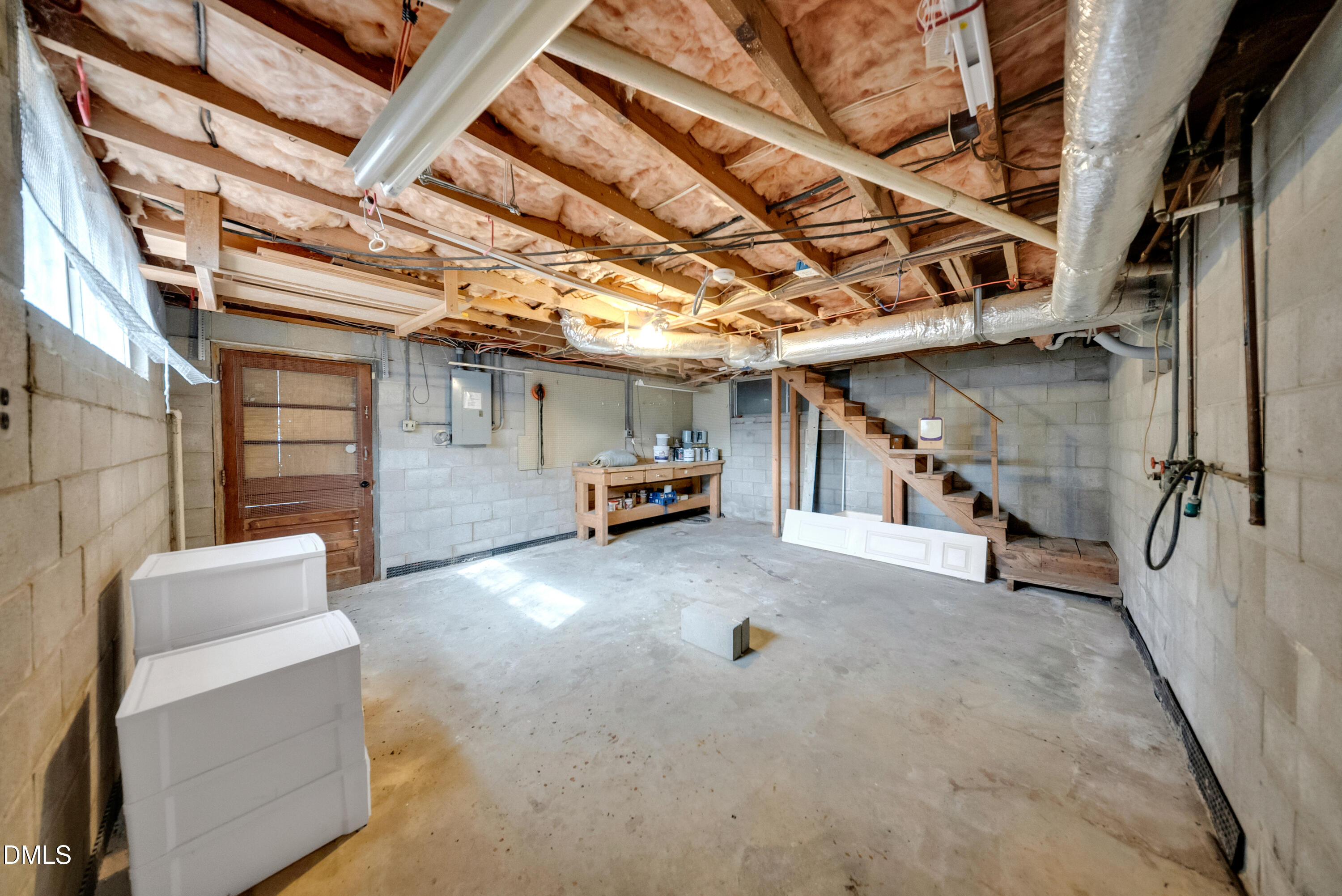 818 Lynn Road Durham, NC 27703 - Photo 36 of 43 DSC02943