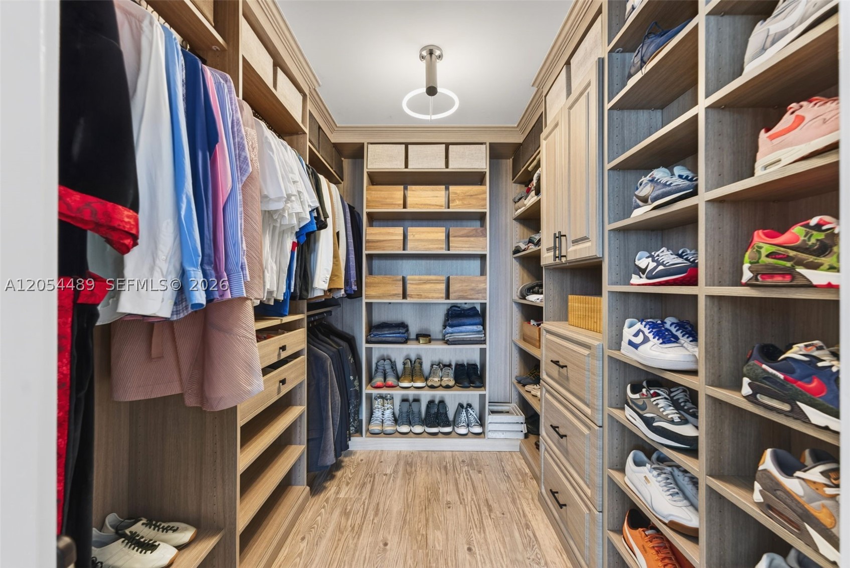 90 Southwest 3rd Street, Unit PH12 Miami, FL 33130 - Photo 25 of 40 Gallery Image 25