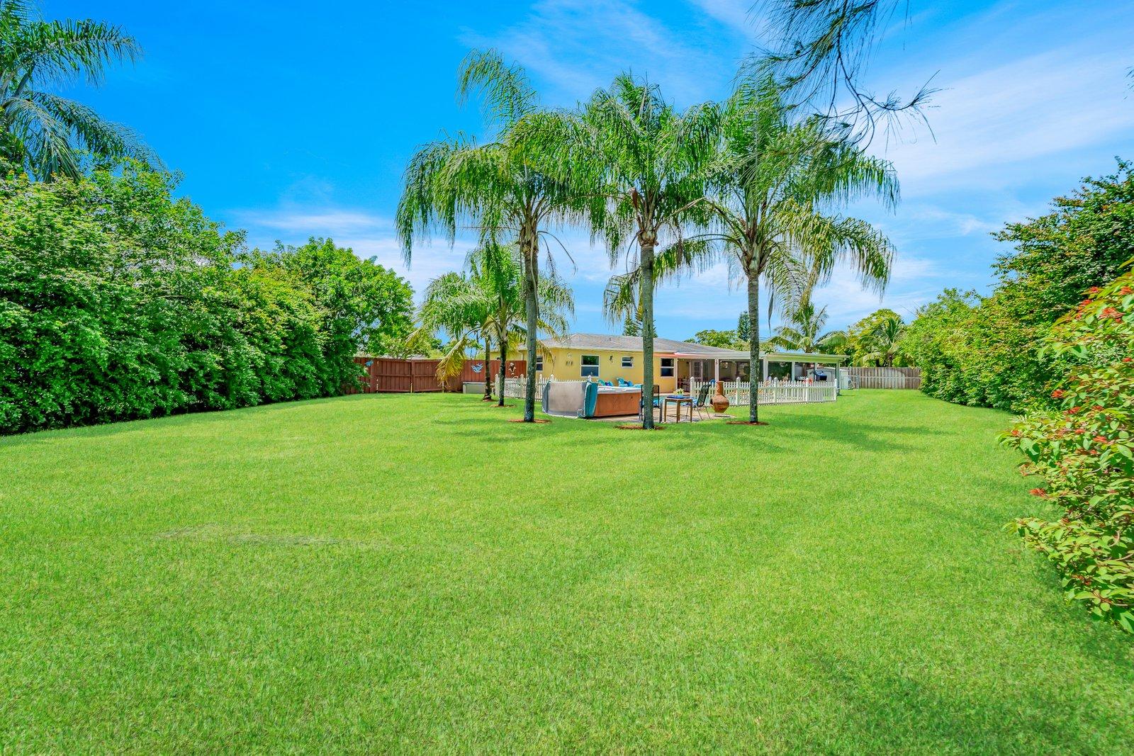 22206 Aquila Street Boca Raton, FL 33428 - Photo 63 of 73 HUGE Lot!