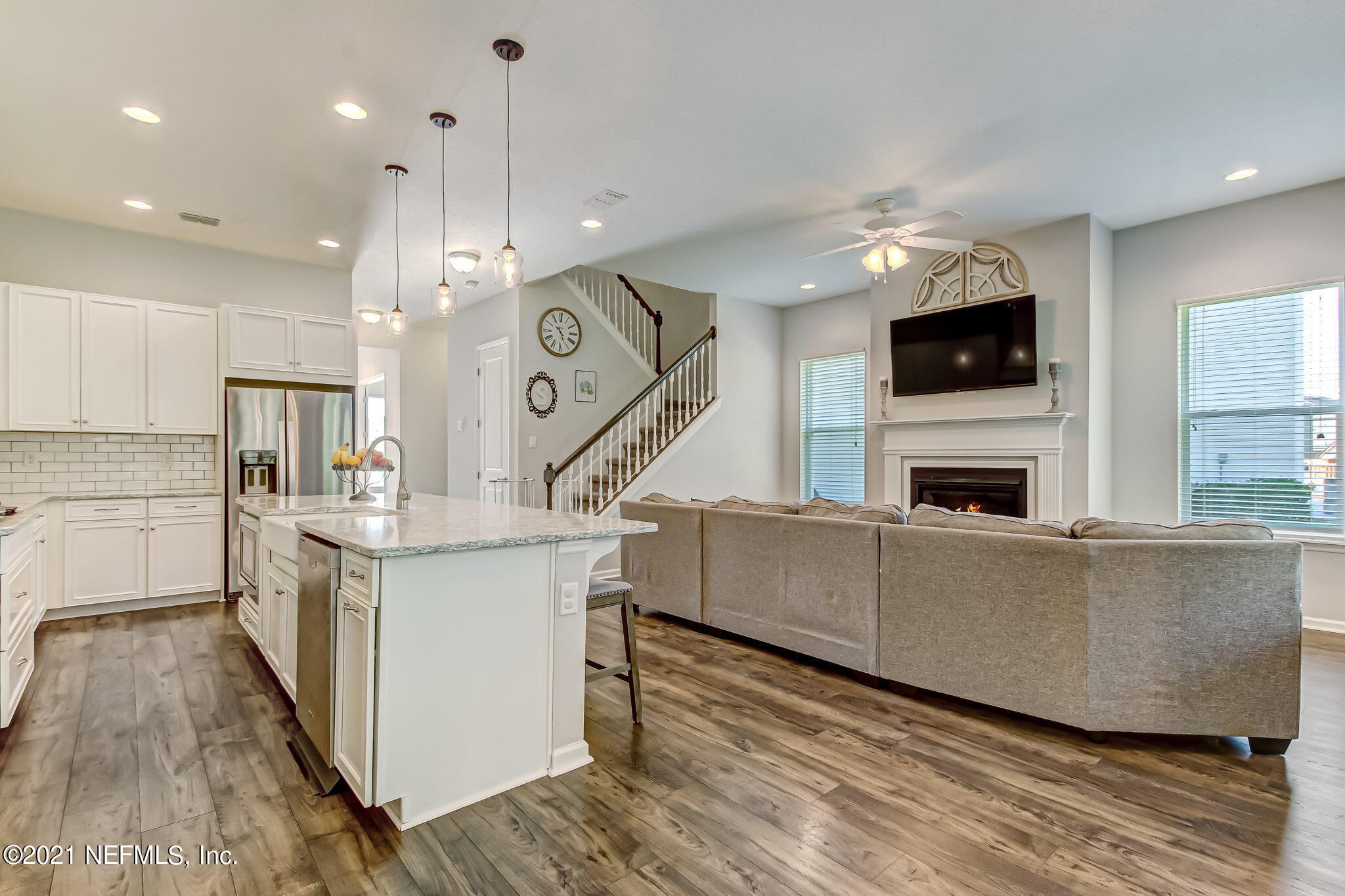 33 Adler Place St. Johns, FL 32259 - Photo 20 of 82 a living room with furniture and a flat screen tv