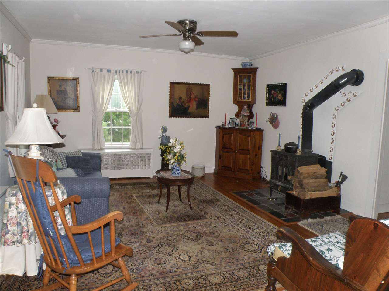 8 East Main Street Wilmington, VT 05363 - Photo 6 of 8 Gallery Image 6