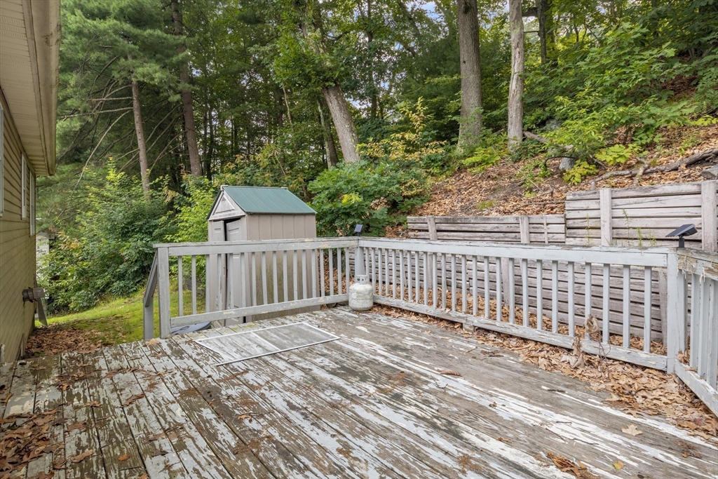 442 Lake Avenue Worcester, MA 01604 - Photo 13 of 14 a view of a wooden fence