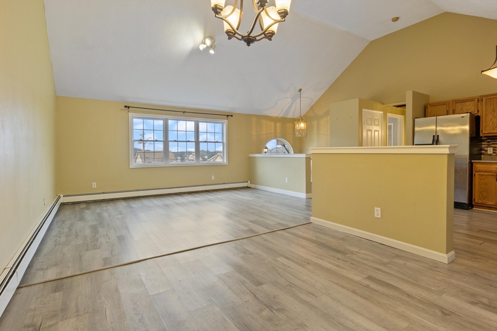 442 Lake Avenue Worcester, MA 01604 - Photo 2 of 14