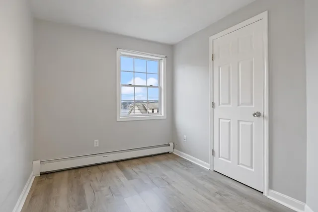 $3,200 | 442 Lake Avenue, Worcester, MA 01604