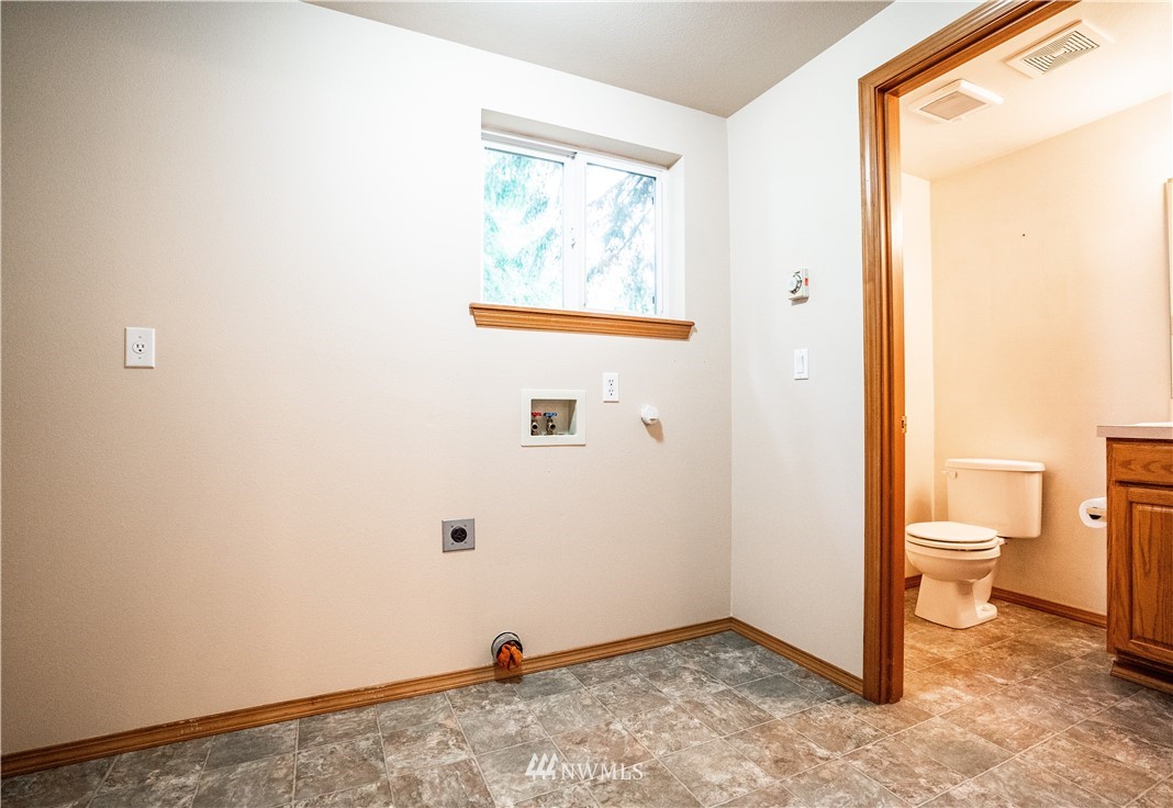 8928 Armstrong Road Southwest Tumwater, WA 98512 - Photo 39 of 39 Gallery Image 39
