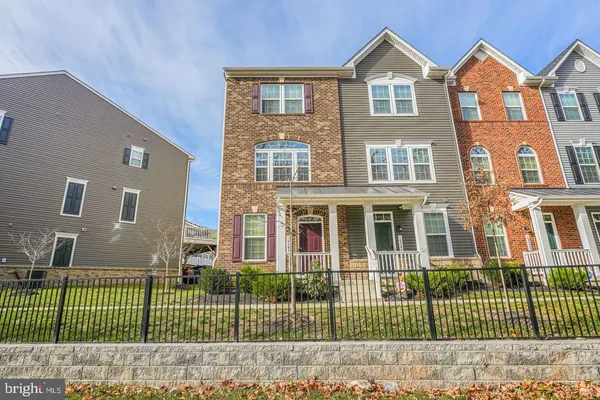 $480,000 | 18339 Reaper Hl Court, Triangle, VA 22172