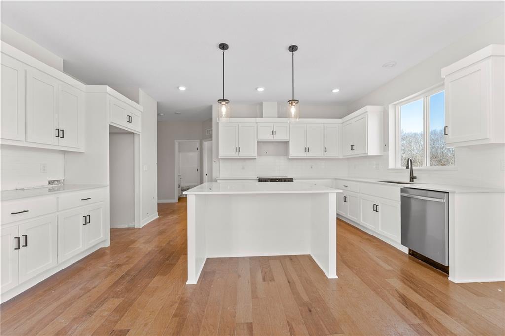 508 Southwest Amara Drive Spring Hill, KS 66083 - Photo 7 of 9