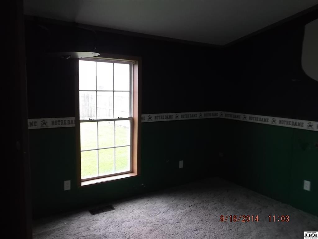 4637 West Ridge Drive Columbus, IN 47203 - Photo 12 of 18 Gallery Image 12