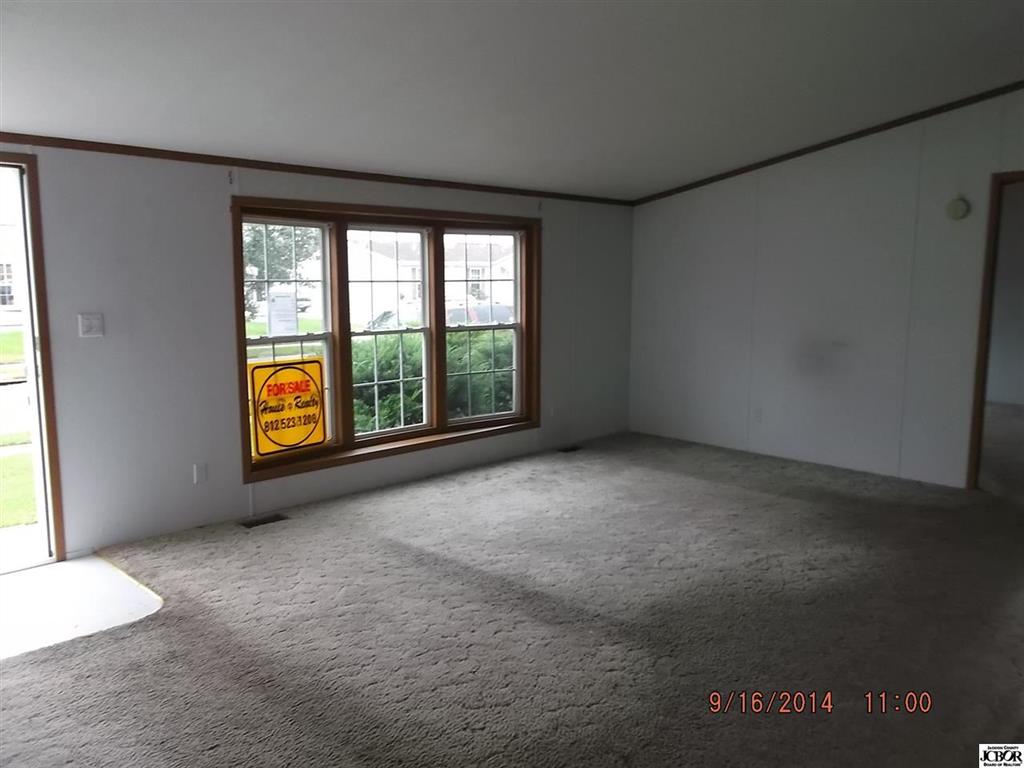 4637 West Ridge Drive Columbus, IN 47203 - Photo 3 of 18 Gallery Image 3