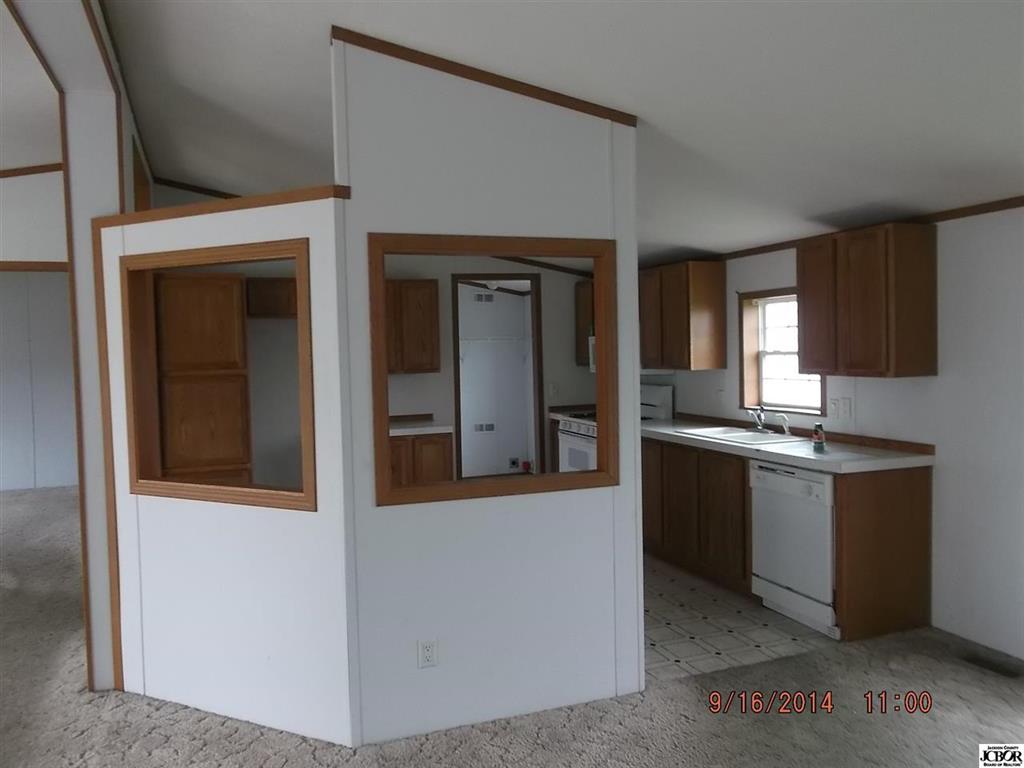 4637 West Ridge Drive Columbus, IN 47203 - Photo 4 of 18 Gallery Image 4