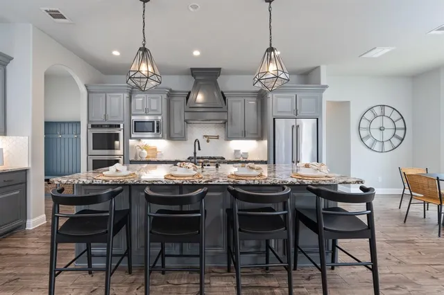 $8,900 | 204 Old Grove Road, Colleyville, TX 76034