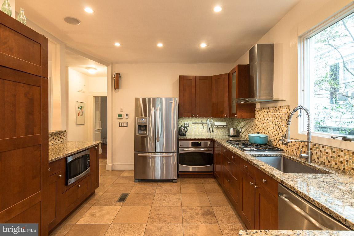 209 Oakdale Road Baltimore, MD 21210 - Photo 10 of 29 Kitchen