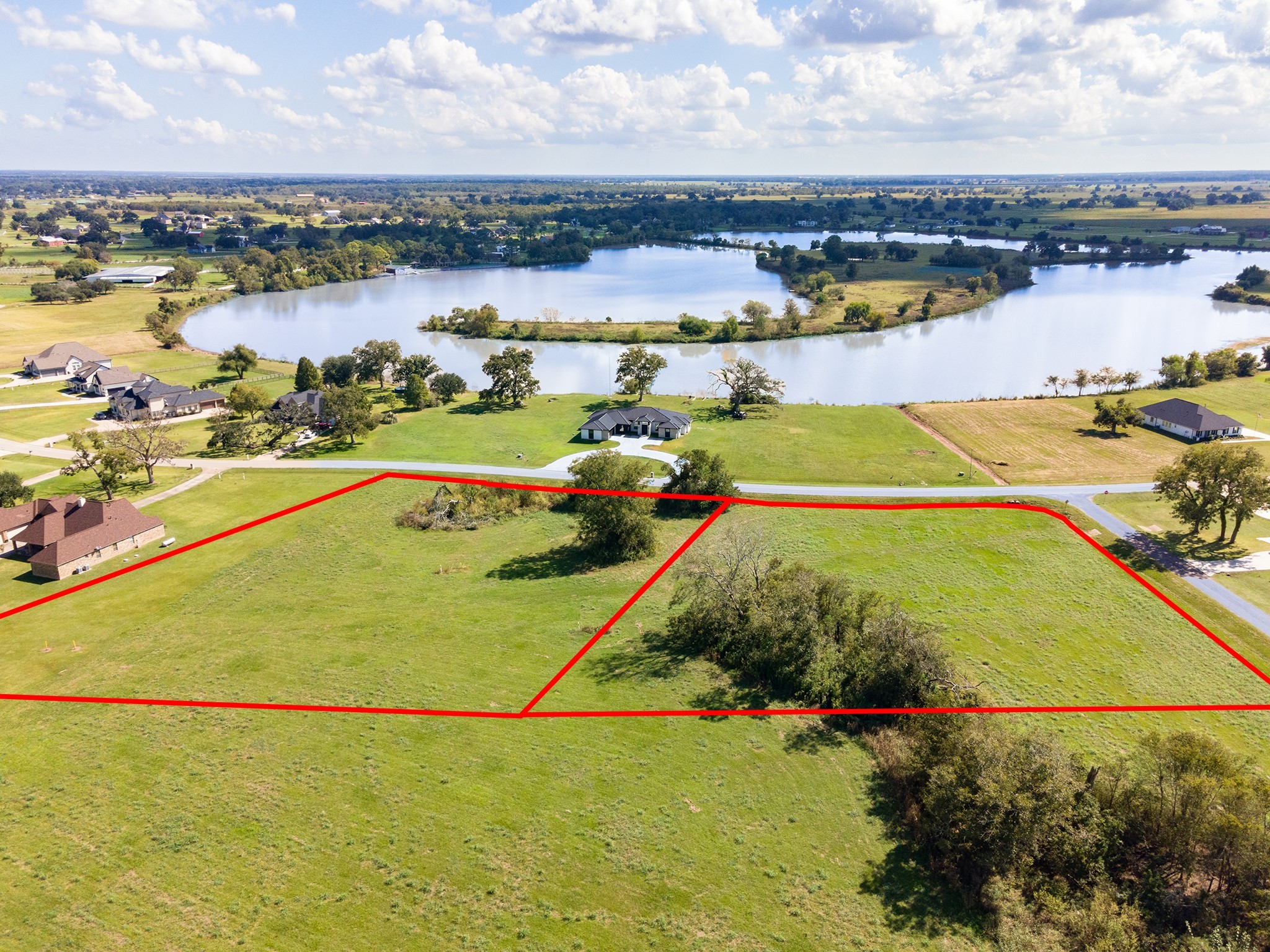 3410 Tankersley Circle Rosharon, TX 77583 - Photo 5 of 9 a view of a city