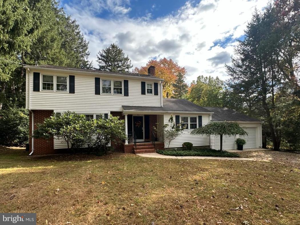 11 Mountain Vw Road Ewing, NJ 08628 - Photo 6 of 36 a front view of a house with a yard
