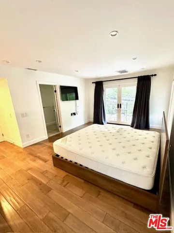 $8,200 | 18154 Sweet Elm Drive, Encino, CA 91316