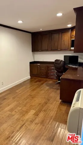 $8,200 | 18154 Sweet Elm Drive, Encino, CA 91316