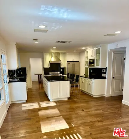 $8,200 | 18154 Sweet Elm Drive, Encino, CA 91316