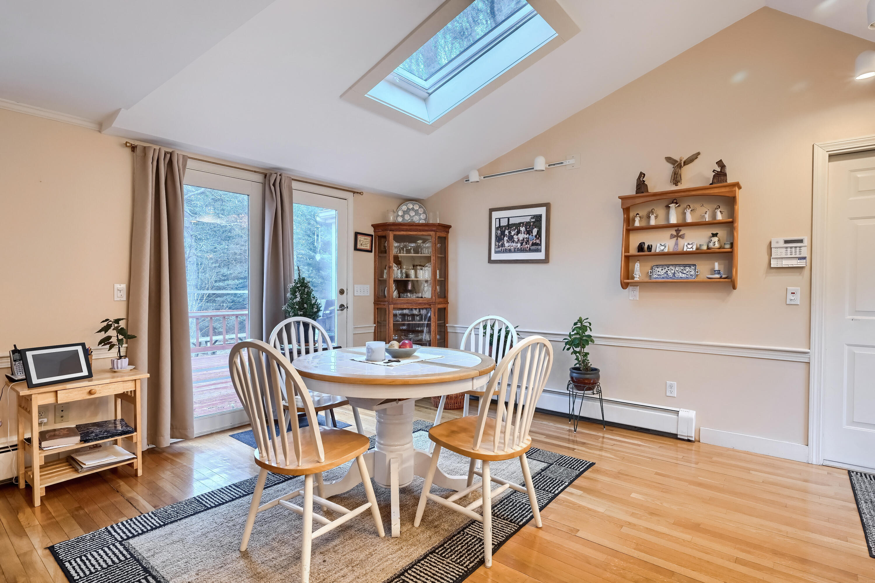 28 Blueberry Hill Road Hyannis, MA 02601 - Photo 11 of 44 03_Dining_Room_DSC_4478